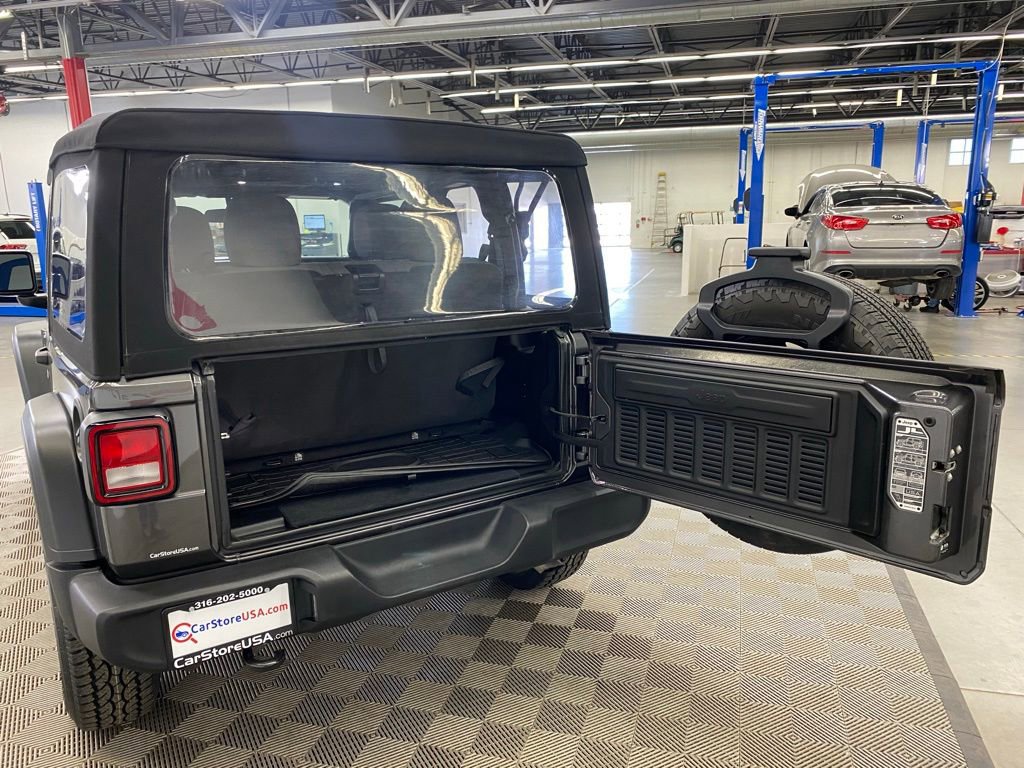 Used 2024 Jeep Wrangler Sport image 8