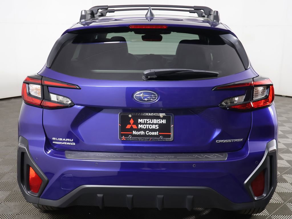 Used 2024 Subaru Crosstrek 2.5i Limited w/ Crosstrek Mirror Package AWD/4WD image 11