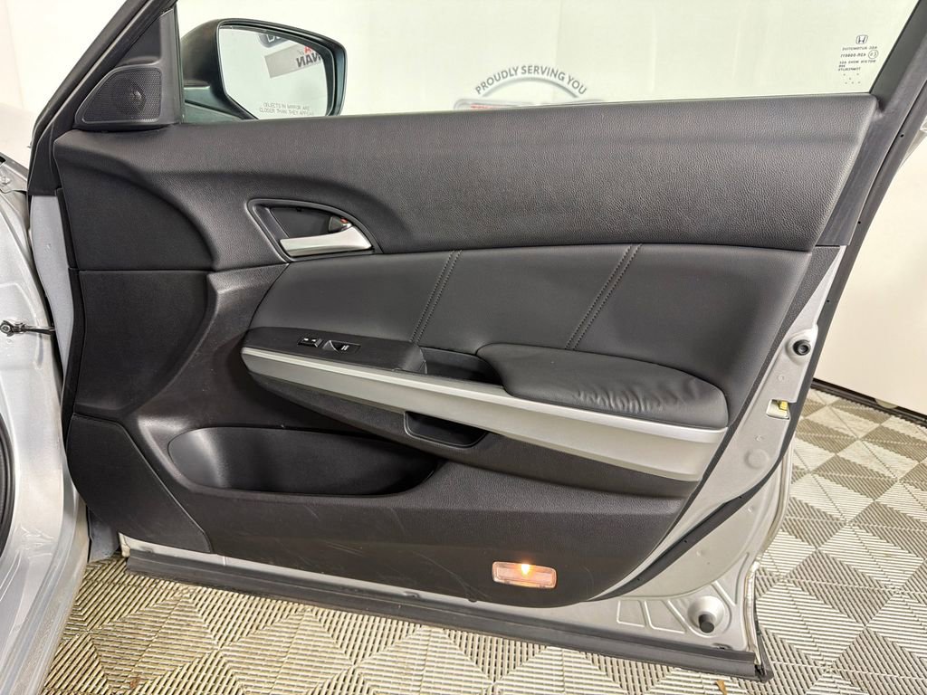 Used 2015 Honda Crosstour EX-L image 15