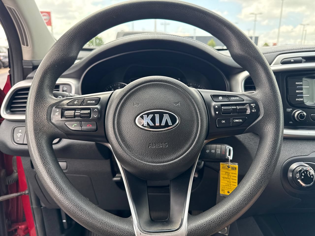 Used 2017 Kia Sorento FWD image 17