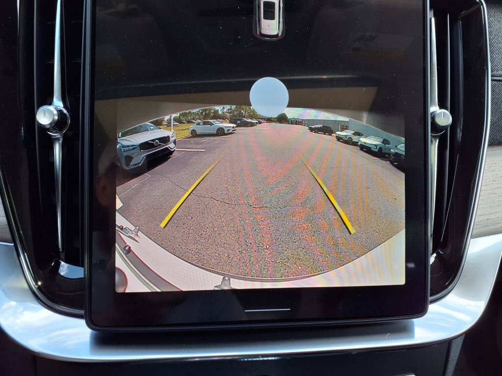 New 2026 Volvo XC90 B5 Core AWD/4WD image 15