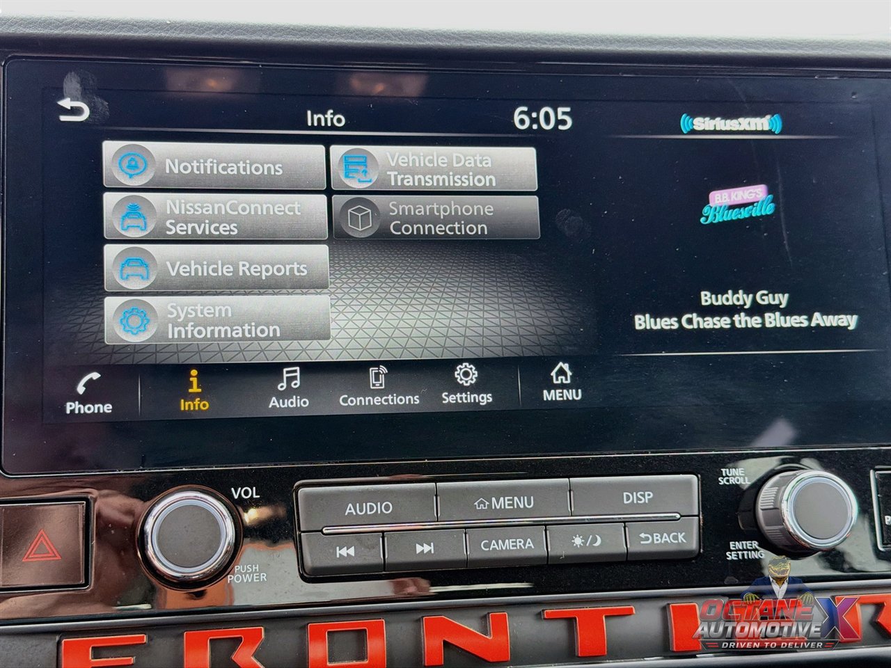 Used 2025 Nissan Frontier PRO-4X w/ Pro Convenience Package AWD/4WD image 13