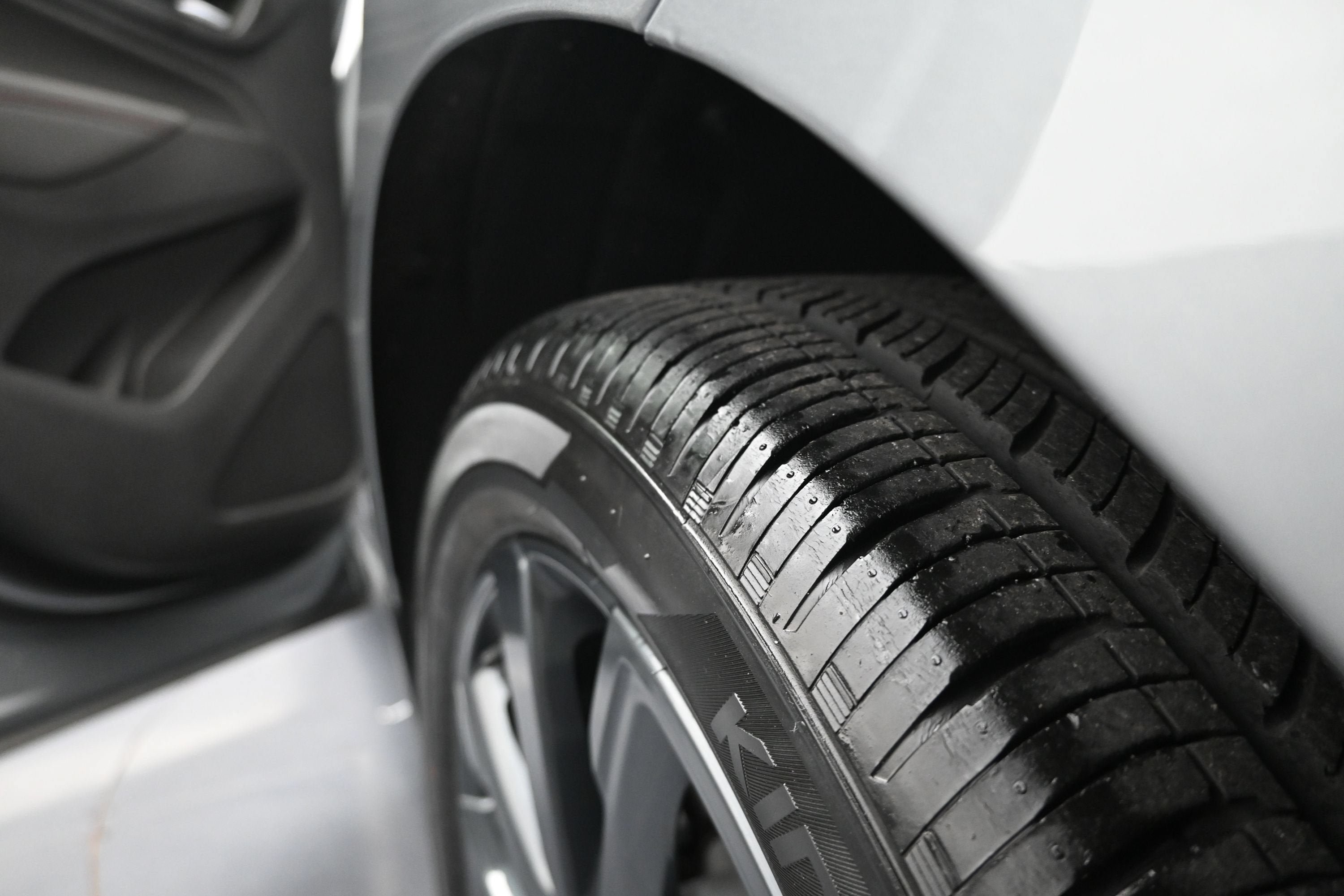 Certified 2023 Chevrolet Equinox RS FWD image 35