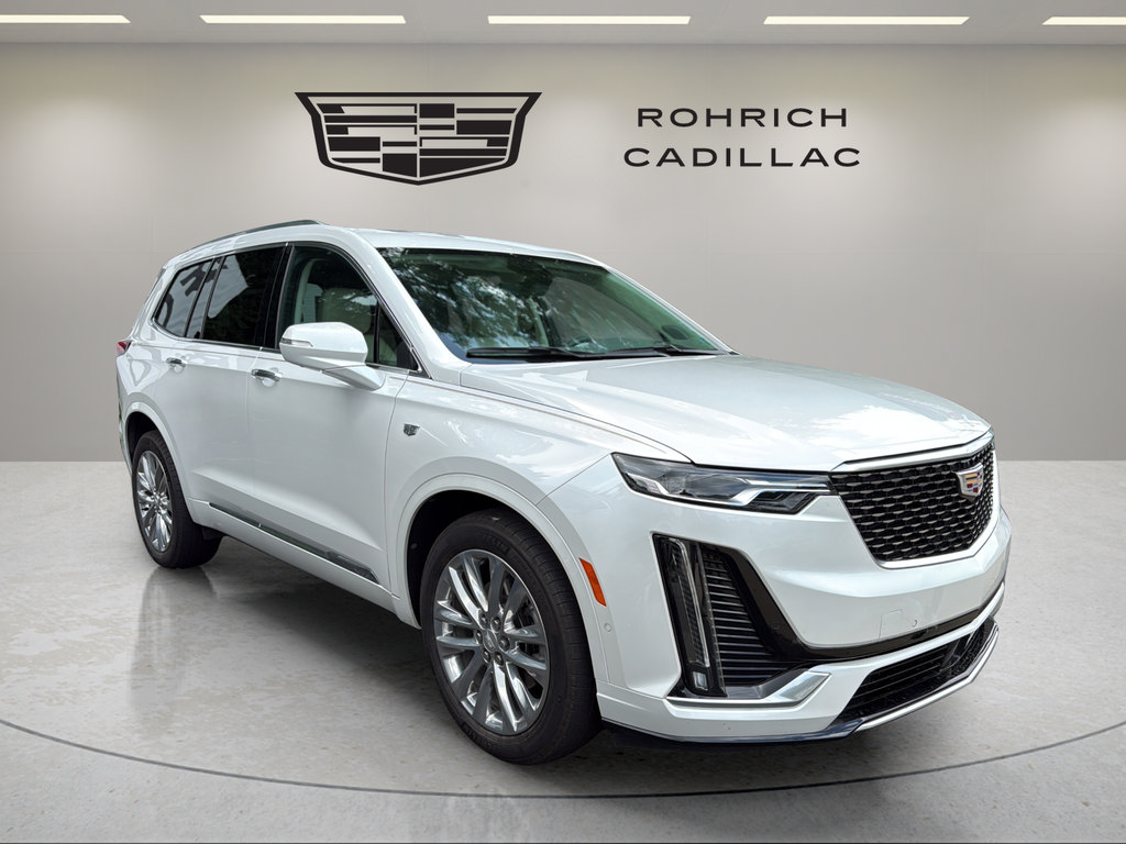 Used 2021 Cadillac XT6 Premium Luxury AWD/4WD image 3