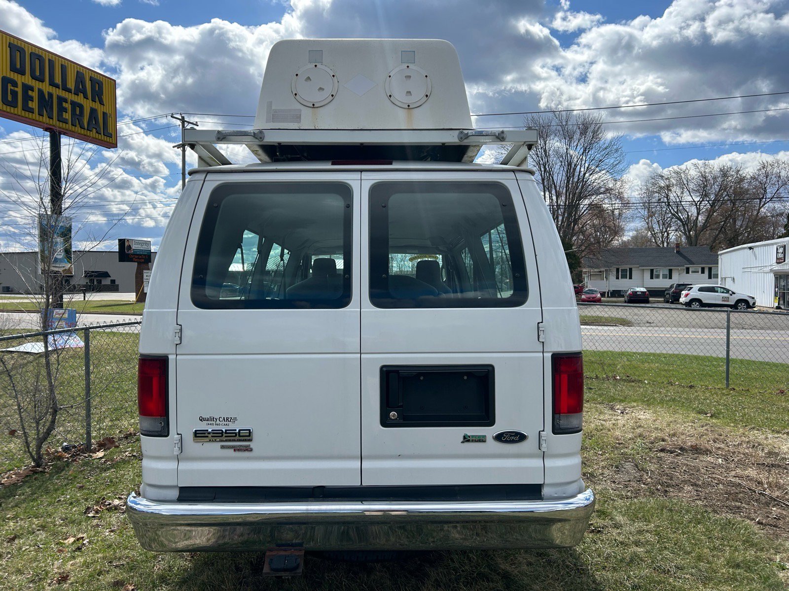 Used 2011 Ford E-350 and Econoline 350 XLT RWD image 6