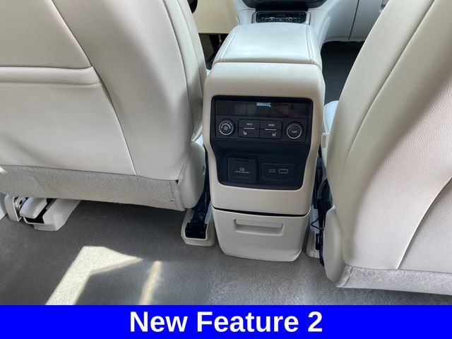 Used 2023 GMC Acadia Denali AWD/4WD image 33