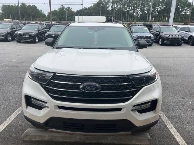 Certified 2024 Ford Explorer XLT w/ Equipment Group 202A RWD image 7