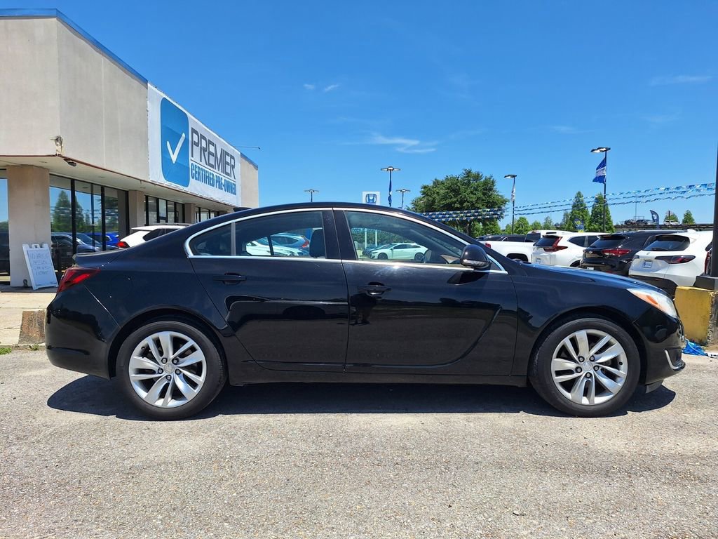Used 2016 Buick Regal FWD image 4
