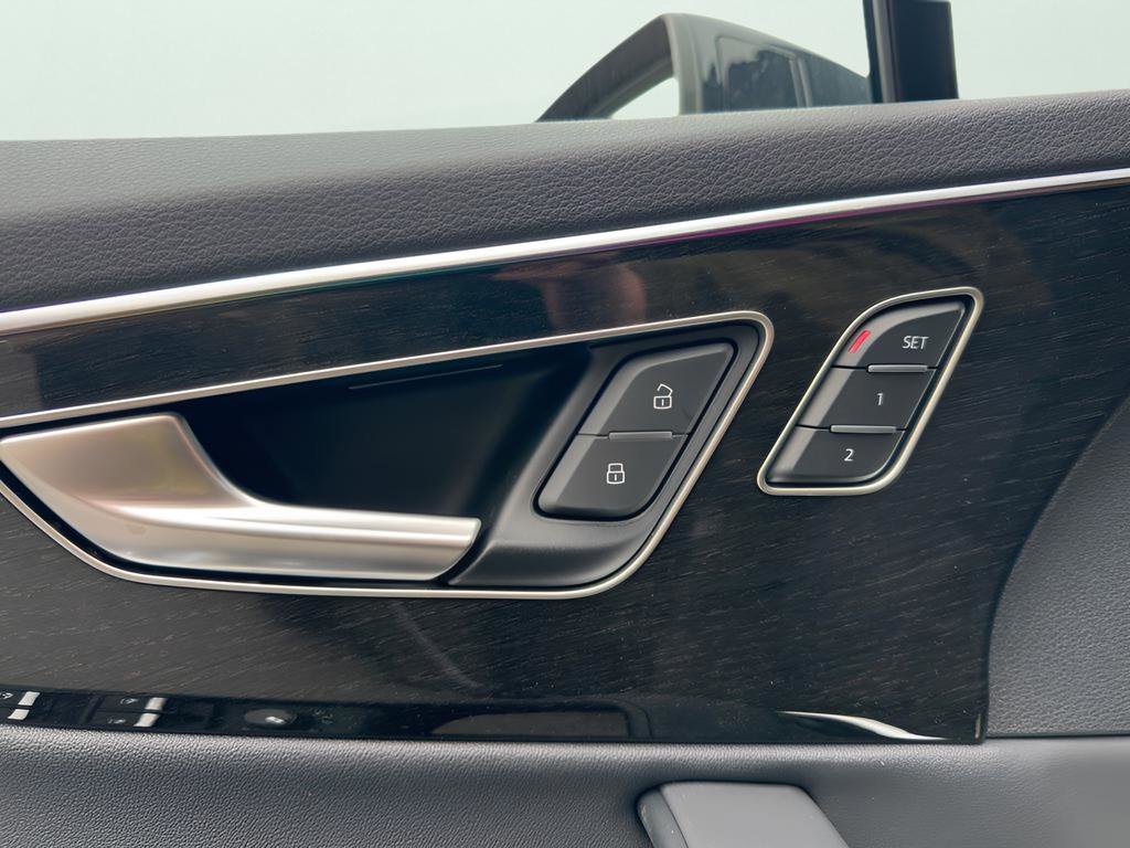 New 2026 Audi Q7 3.0T Premium Plus AWD/4WD image 29