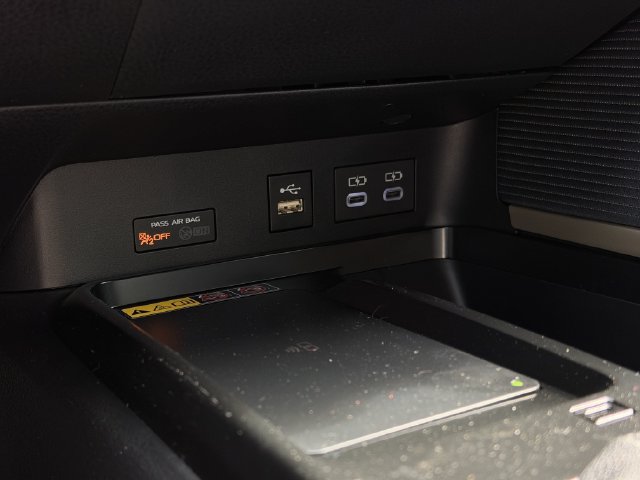 New 2026 Toyota Camry SE w/ Convenience Package FWD image 19