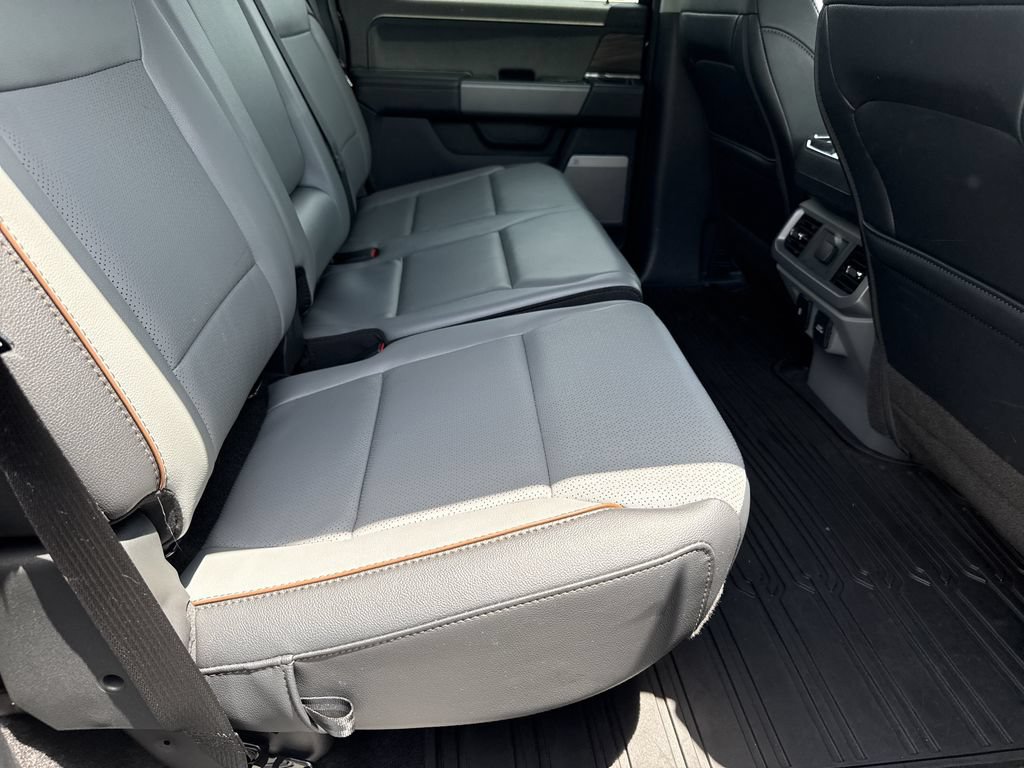 Used 2025 Ford F150 Lariat w/ Equipment Group 501A Mid AWD/4WD image 15