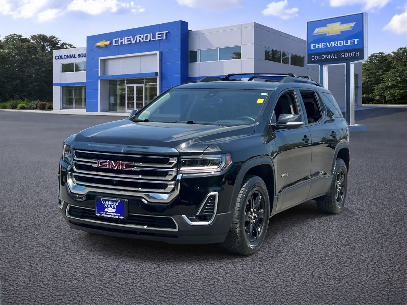 Certified 2023 GMC Acadia AT4 w/ Technology Package AWD/4WD image 2