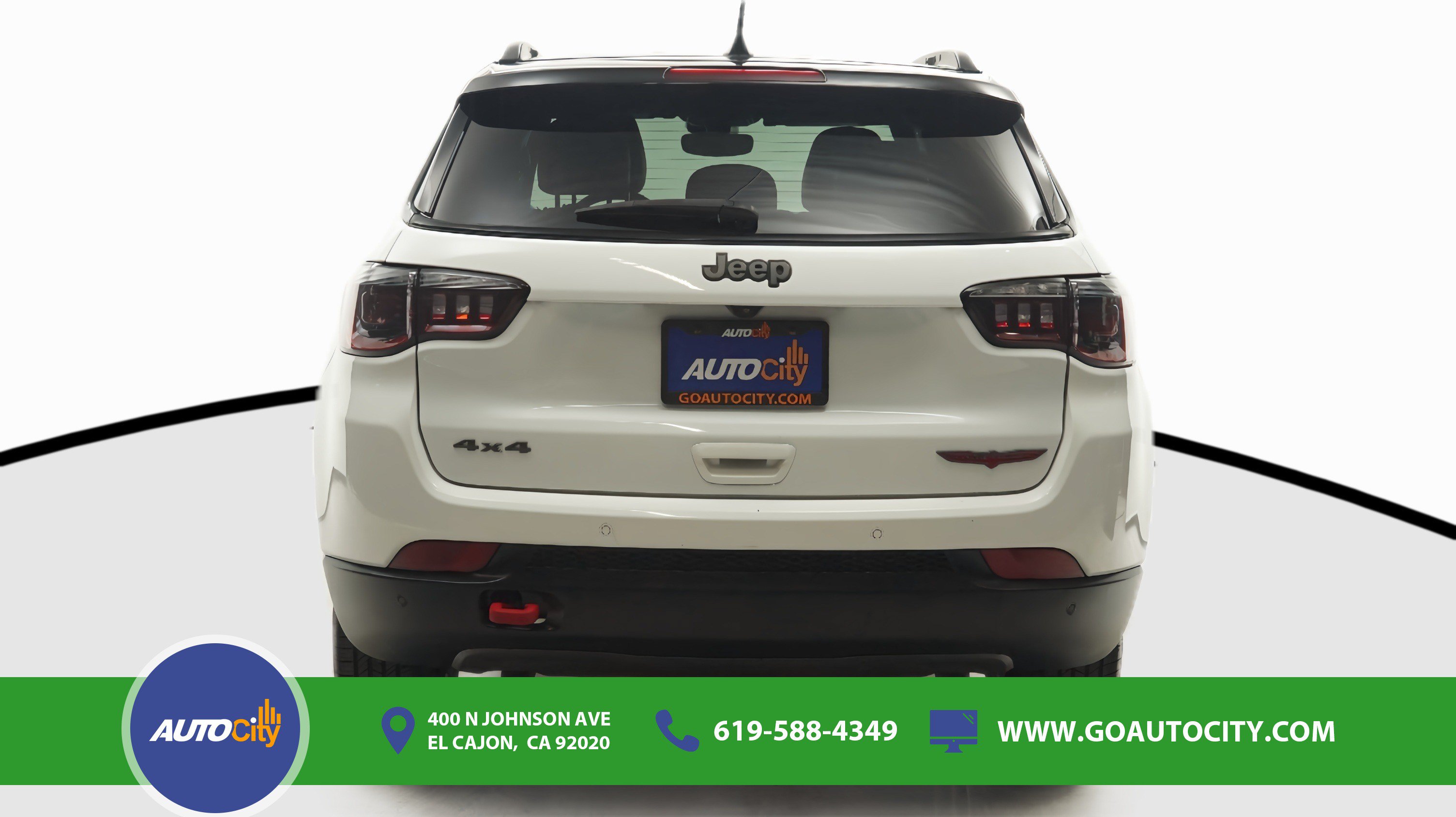 Used 2023 Jeep Compass Trailhawk AWD/4WD image 12