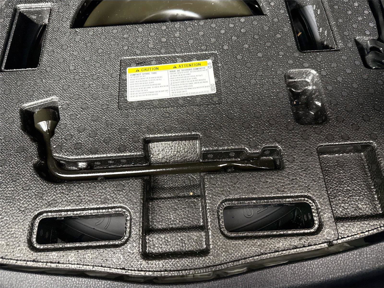 Certified 2023 Toyota Camry SE AWD/4WD image 33
