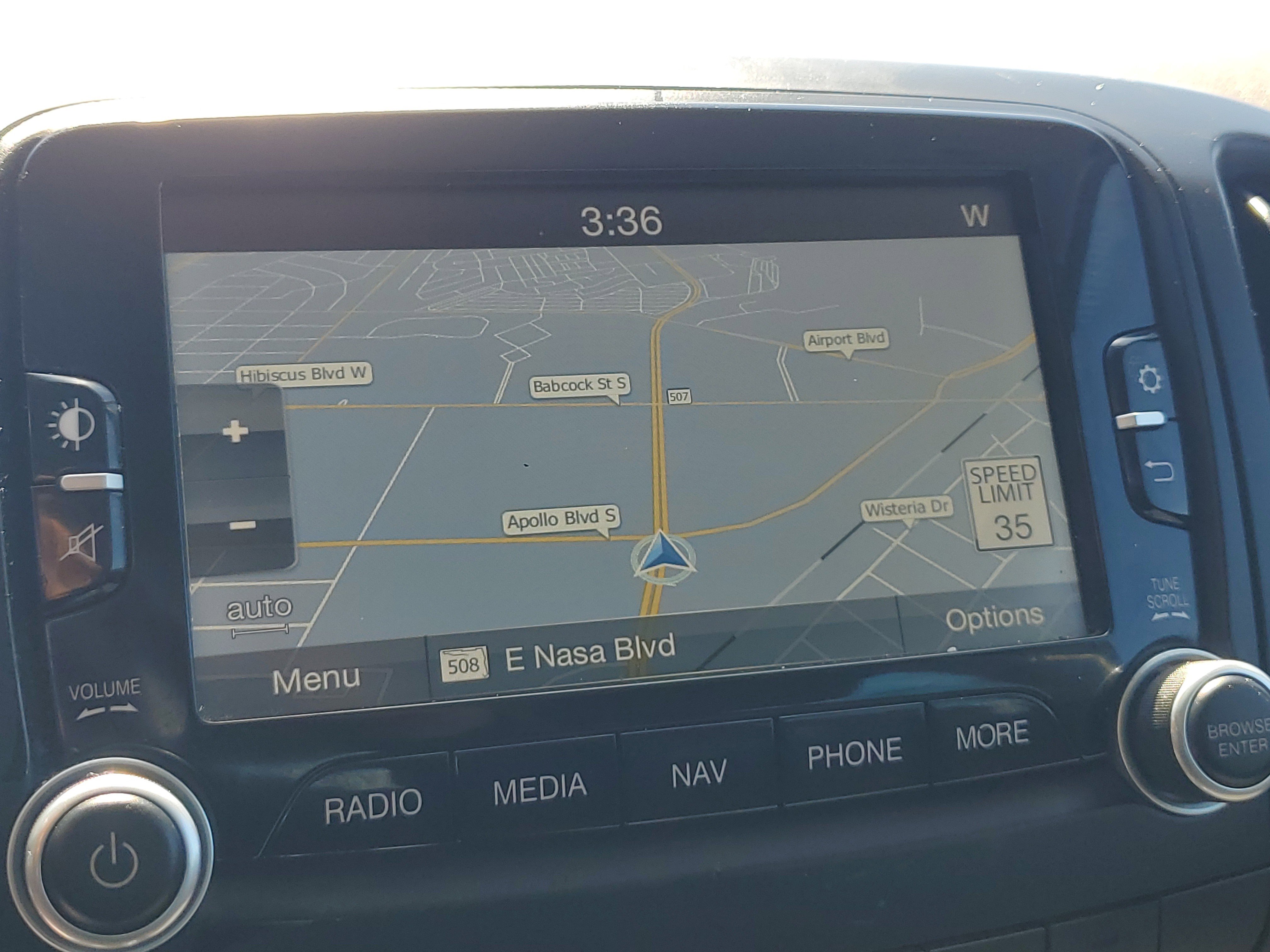 Used 2014 FIAT 500L Trekking image 23