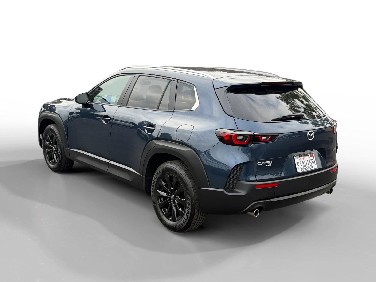 Certified 2025 MAZDA CX-50 AWD 2.5 S w/ Preferred Package image 3