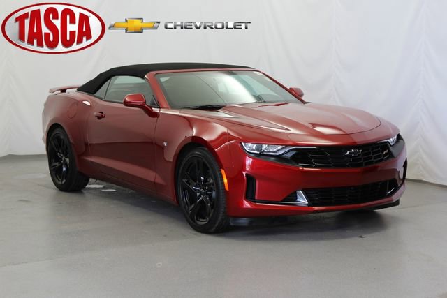 Used 2024 Chevrolet Camaro LT w/ RS Package RWD image 1