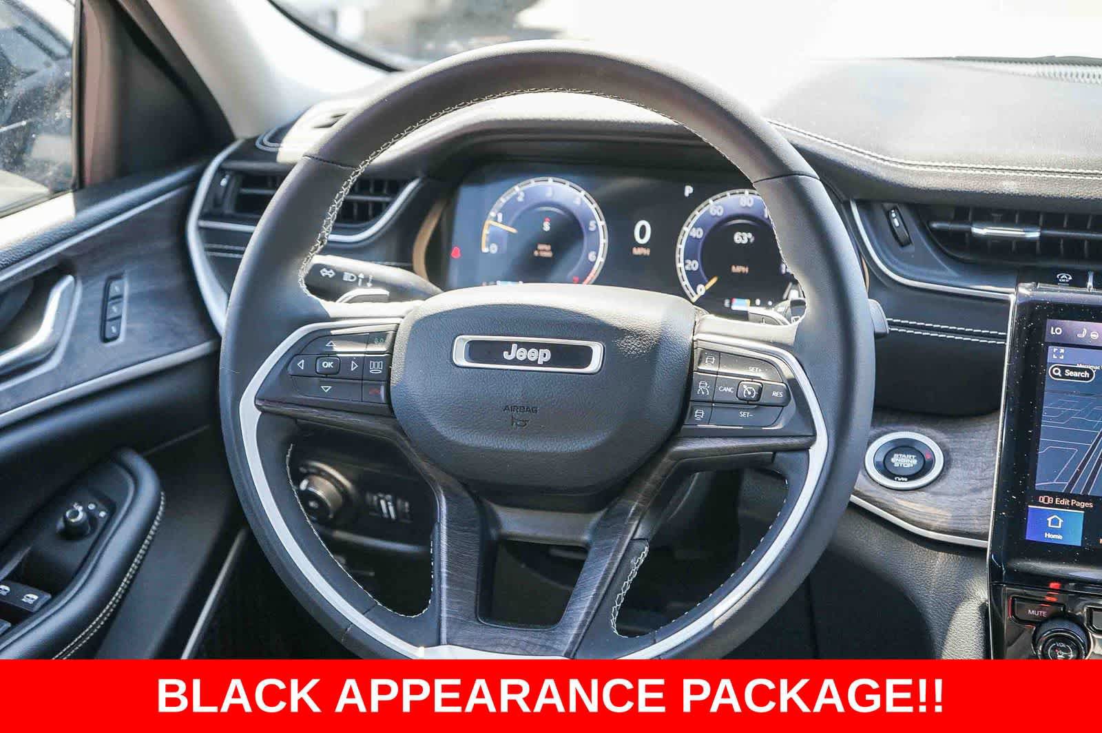 Used 2023 Jeep Grand Cherokee Limited w/ Black Appearance Package AWD/4WD image 14