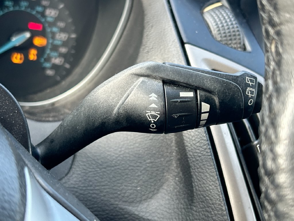 Used 2012 Ford Focus SEL FWD image 17