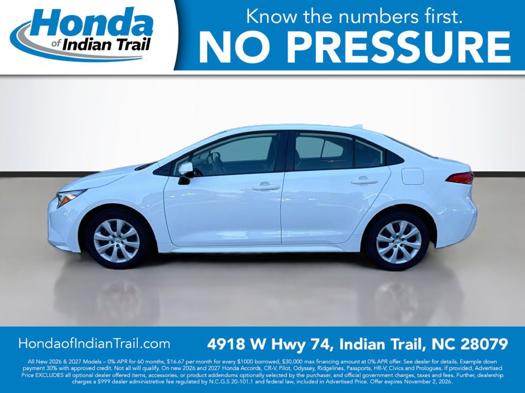 Used 2013 Toyota Corolla LE FWD image 4