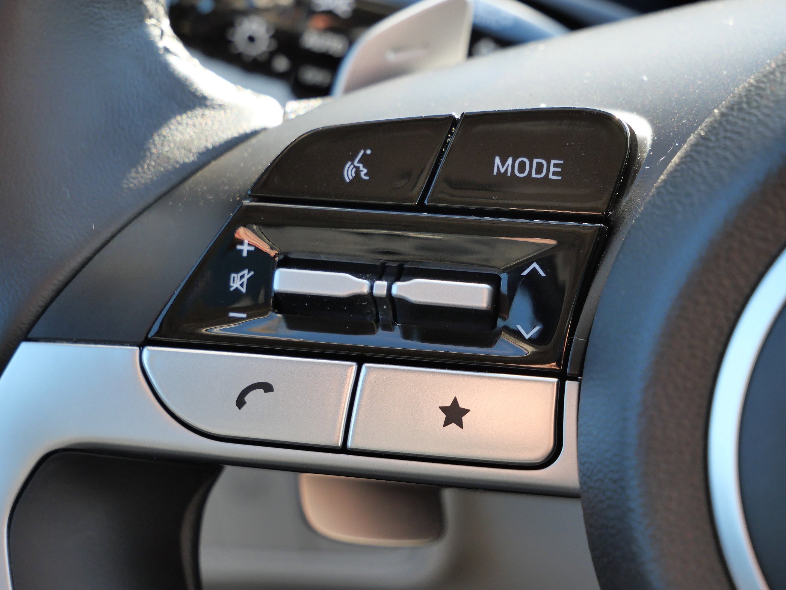 Certified 2023 Hyundai Tucson Limited image 32