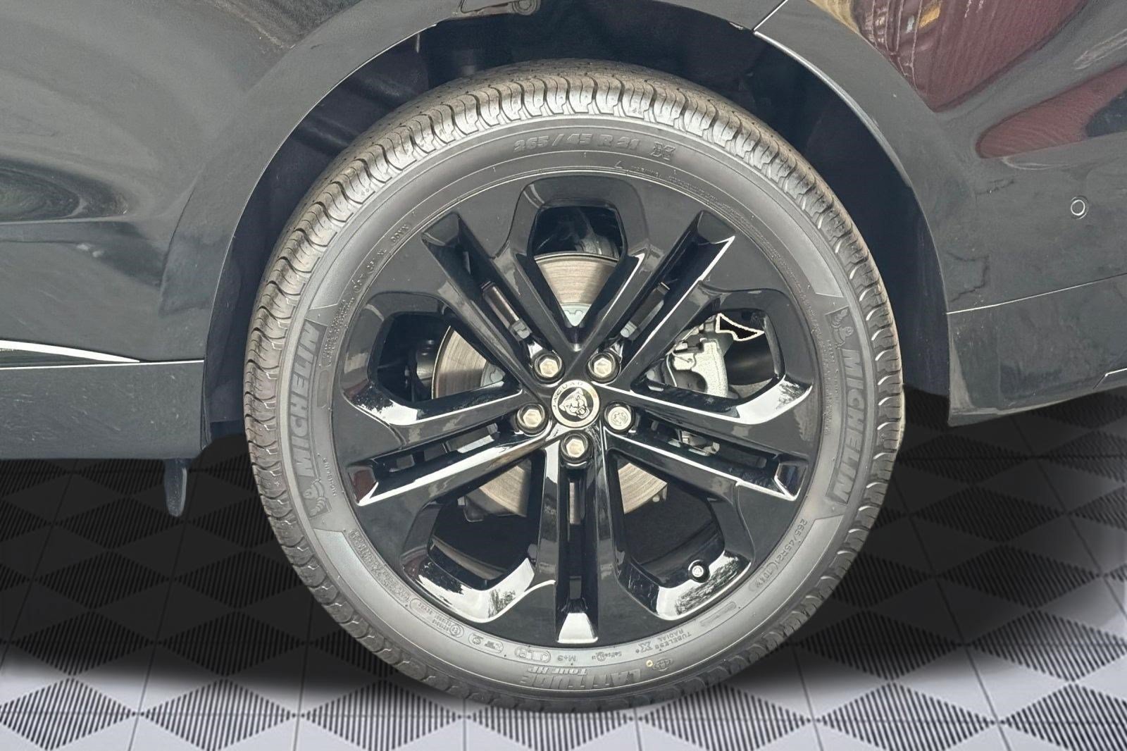 New 2026 Jaguar F-PACE R-Dynamic S AWD/4WD image 13