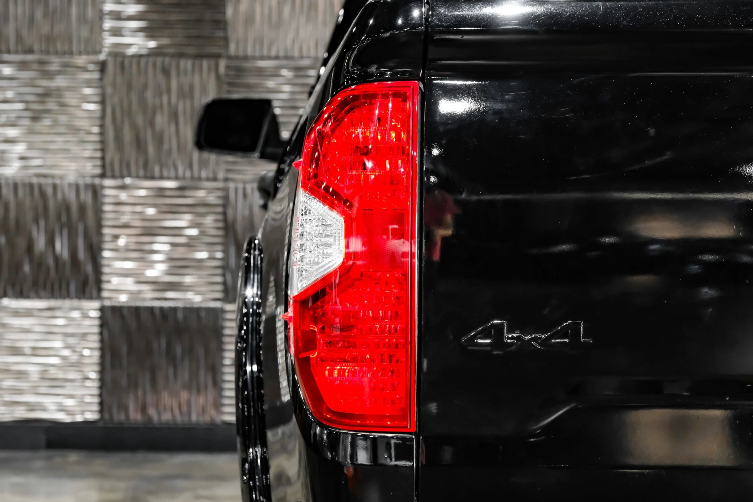 Used 2019 Toyota Tundra SR5 w/ SR5 Upgrade Package AWD/4WD image 57