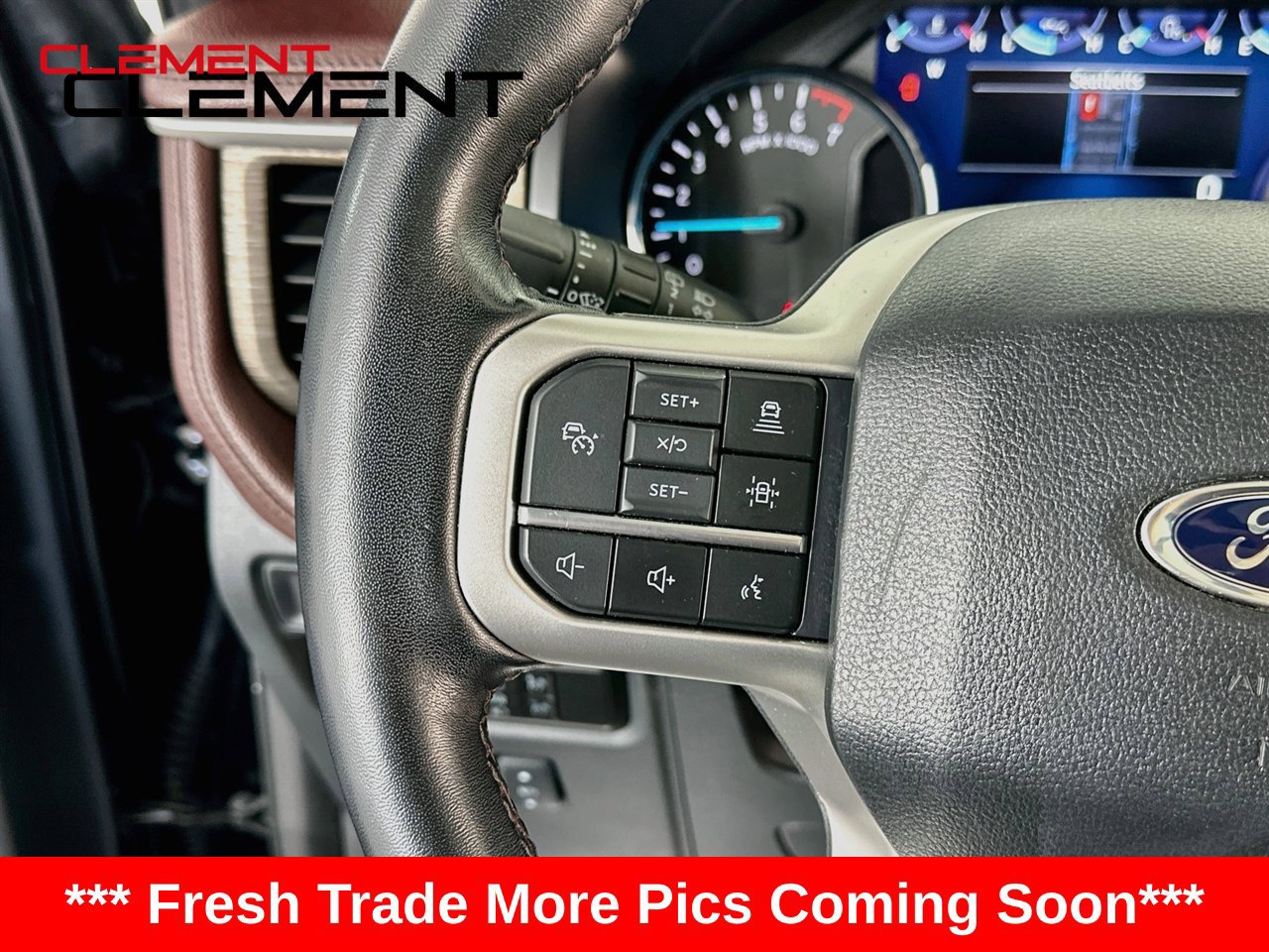 Used 2023 Ford Expedition Limited AWD/4WD image 16