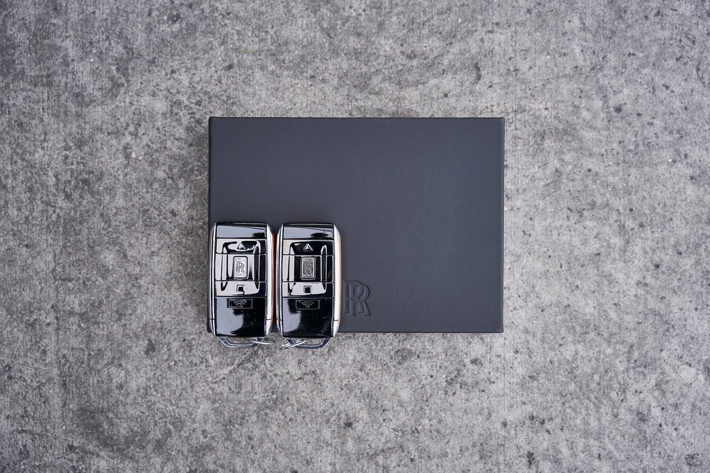 Used 2026 Rolls-Royce Cullinan image 90