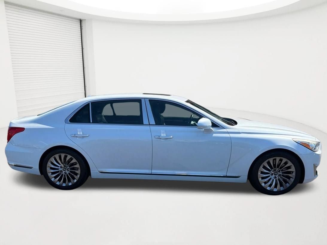 Used 2017 Genesis G90 3.3T Premium AWD/4WD image 4