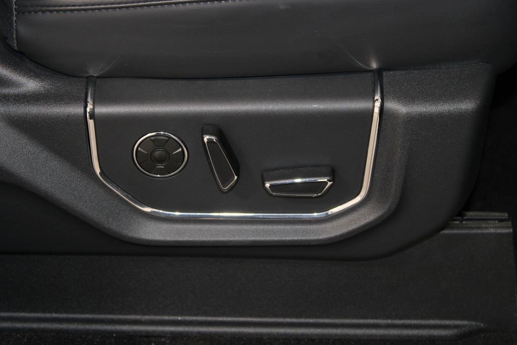 Used 2023 Ford Expedition Platinum AWD/4WD image 29