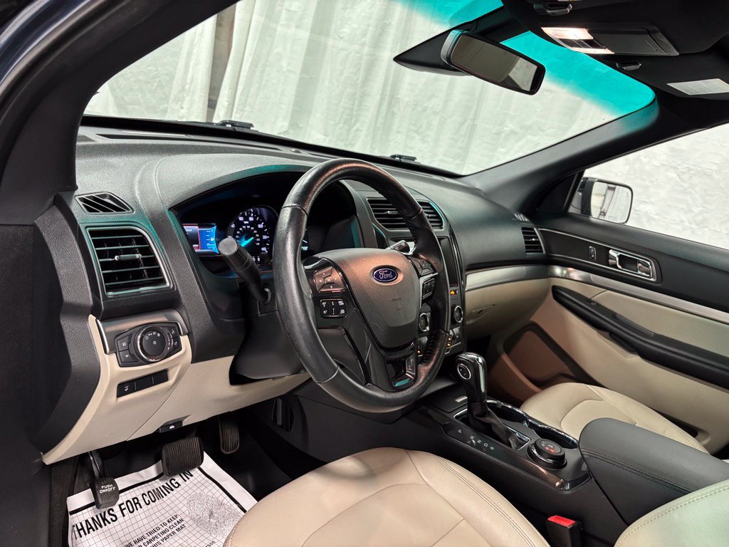 Used 2018 Ford Explorer XLT w/ Equipment Group 202A AWD/4WD image 14