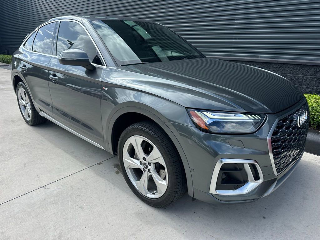 Used 2021 Audi Q5 Prestige w/ Prestige Package AWD/4WD image 11