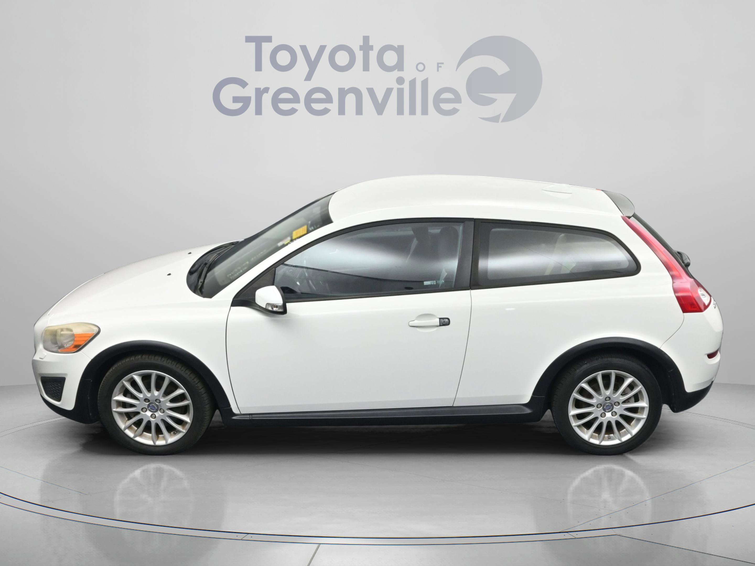 Used 2011 Volvo C30 T5 w/ Climate Pkg image 5