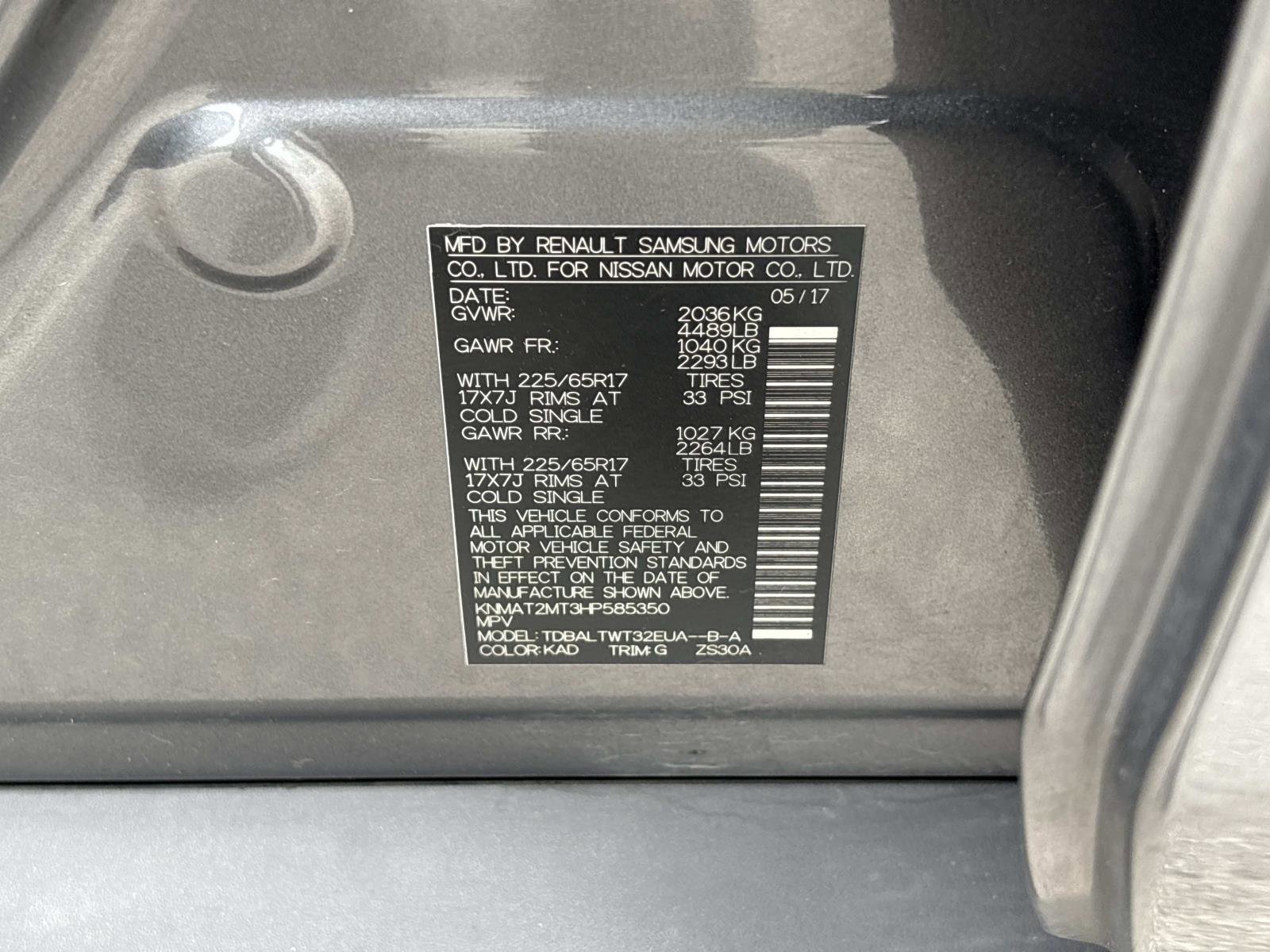 Used 2017 Nissan Rogue SV w/ SV Premium Package image 36