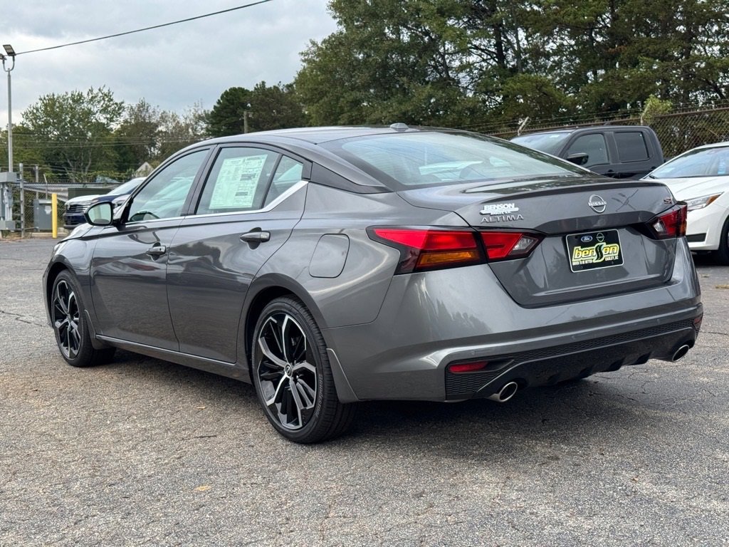 New 2025 Nissan Altima 2.5 SR w/ SR Premium Package image 5