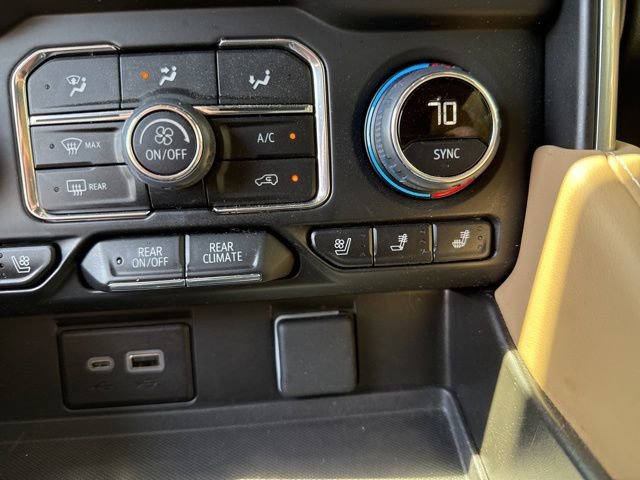 Used 2024 Chevrolet Tahoe Premier w/ Premium Package image 24