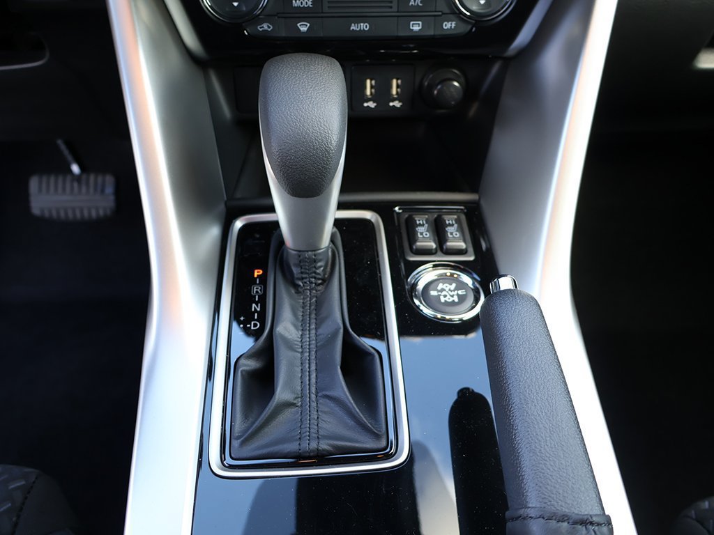 New 2026 Mitsubishi Eclipse Cross LE AWD/4WD image 46
