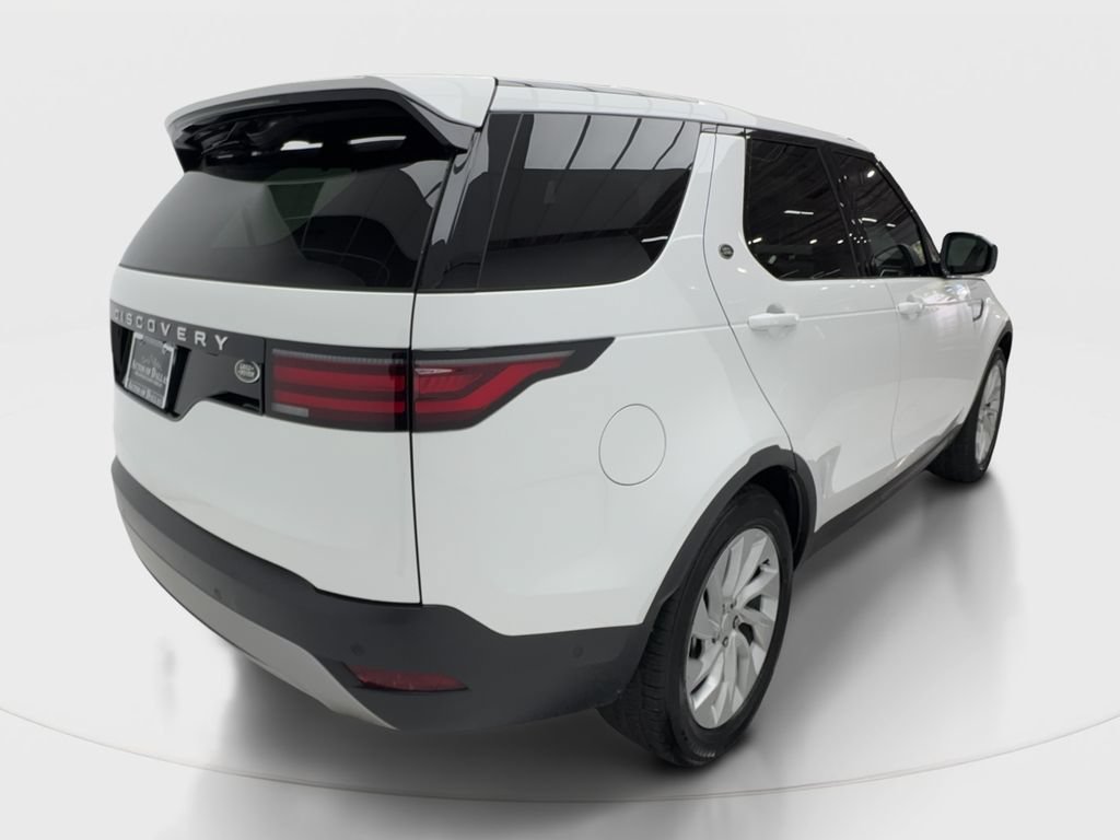 Used 2023 Land Rover Discovery S AWD/4WD image 7