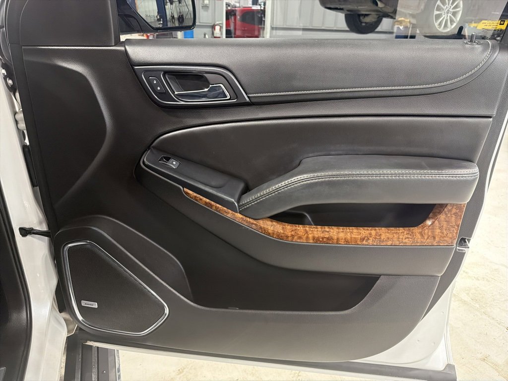 Used 2017 Chevrolet Suburban Premier image 40