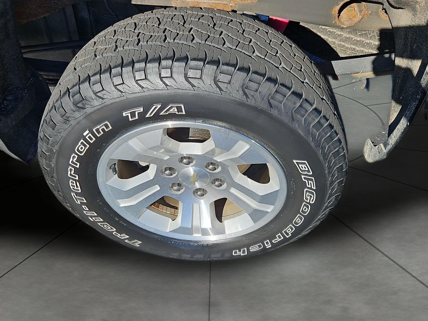 Used 2018 Chevrolet Silverado 1500 LT w/ All Star Edition AWD/4WD image 14