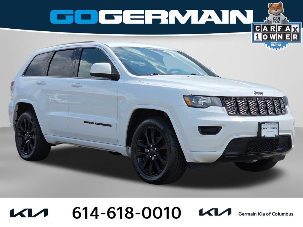 Used 2017 Jeep Grand Cherokee Altitude AWD/4WD image 4