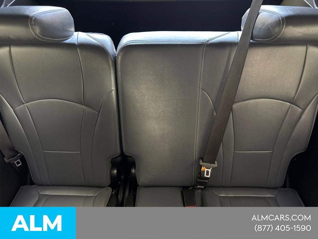 Used 2022 Buick Enclave Premium AWD/4WD image 26