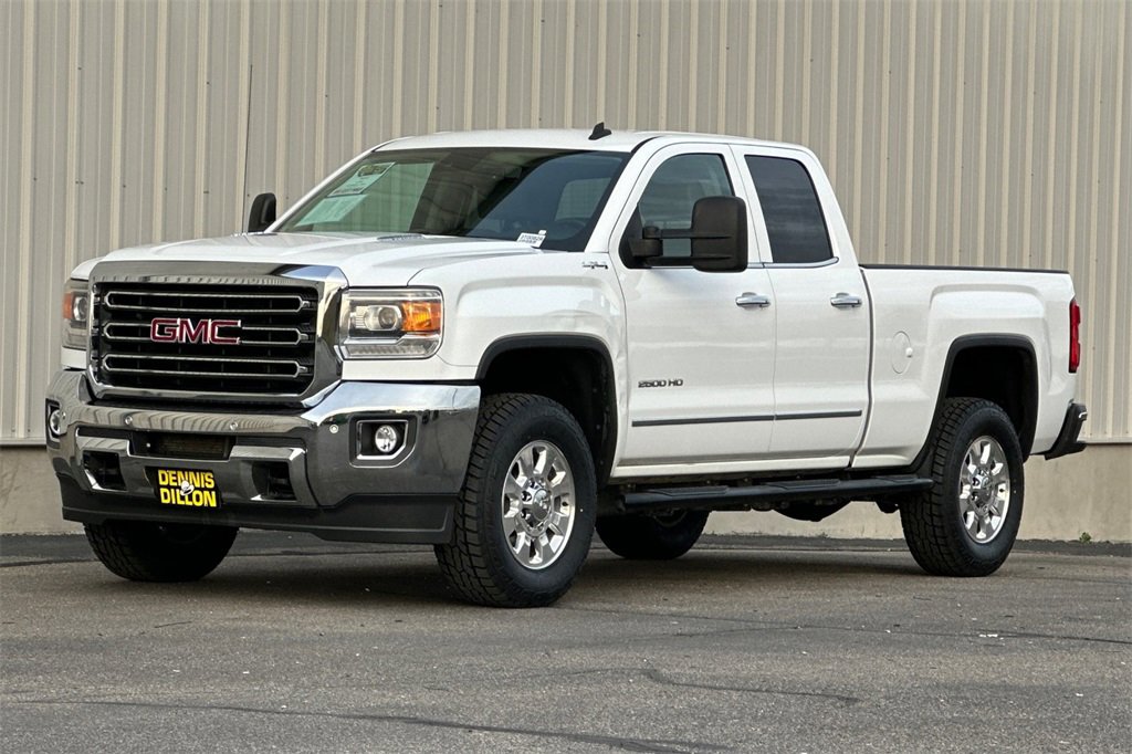 Used 2015 GMC Sierra 2500 SLT w/ Driver Alert Package image 9