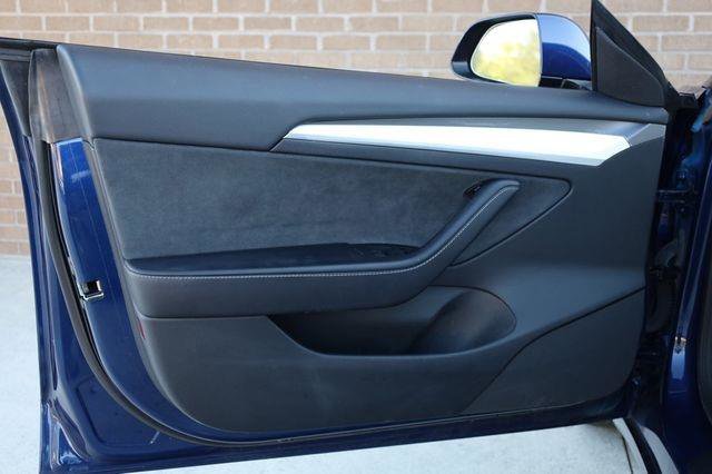 Used 2023 Tesla Model 3 Standard Range image 11