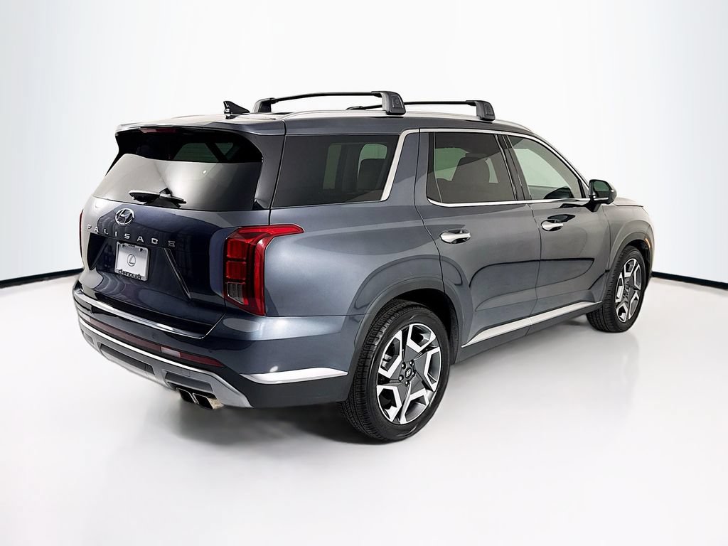 Used 2024 Hyundai Palisade SEL w/ Premium Package FWD image 5