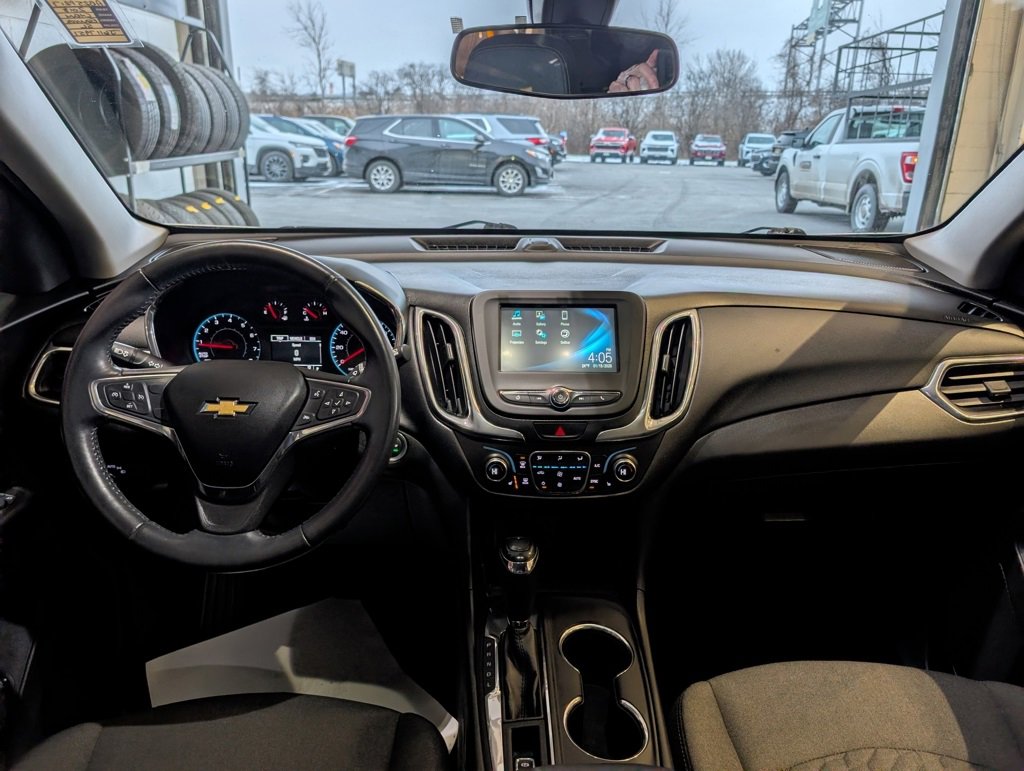 Used 2018 Chevrolet Equinox LT image 12
