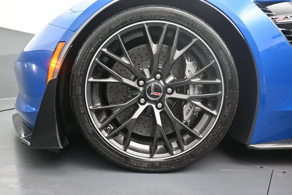 Used 2016 Chevrolet Corvette Z06 w/ 3LZ Preferred Equipment Group RWD image 10