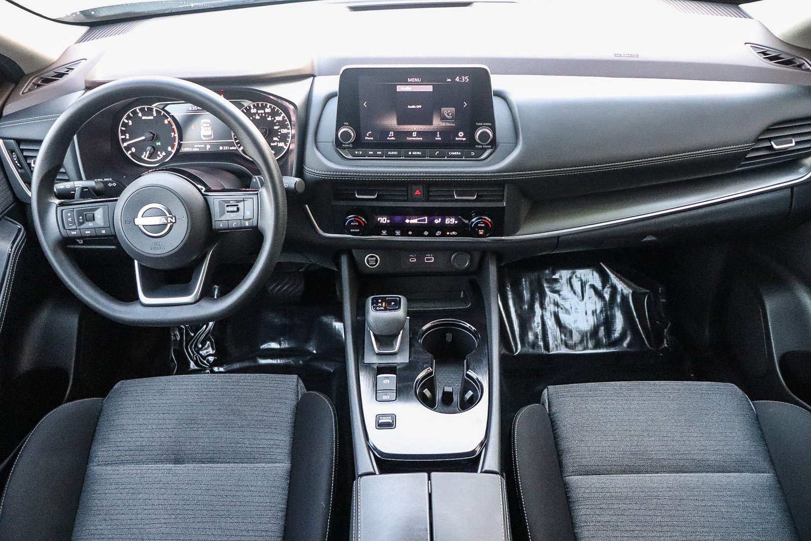 Used 2023 Nissan Rogue SV image 13