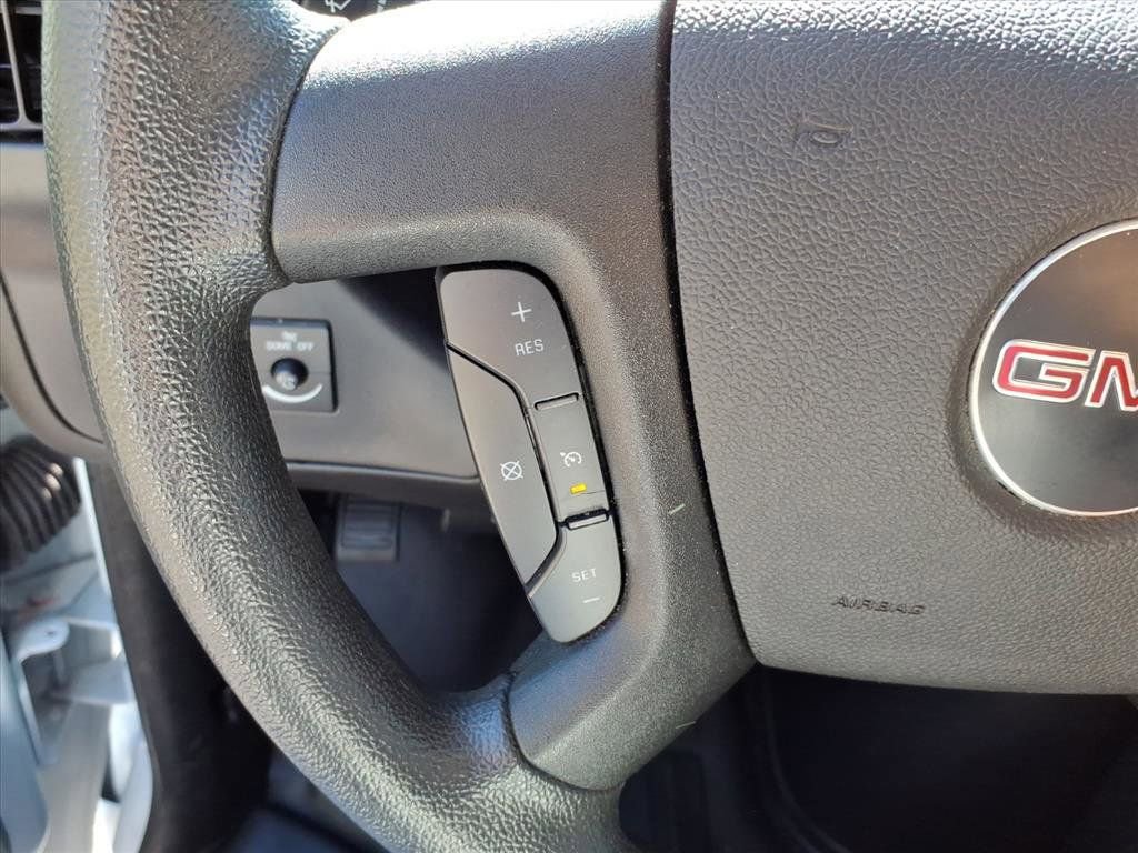 Used 2024 GMC Savana 2500 w/ Driver Convenience Package RWD image 23